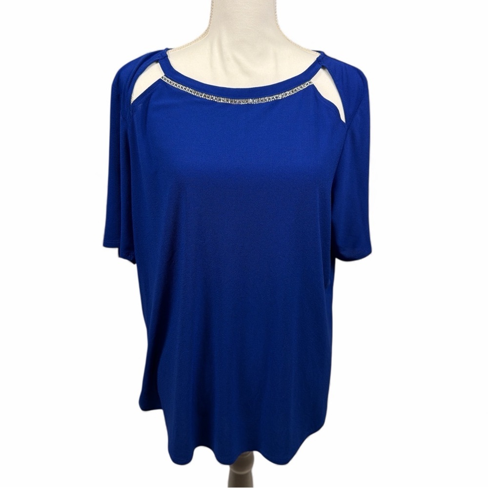 Royal Blue Women's Short Sleeve Top Size Xl